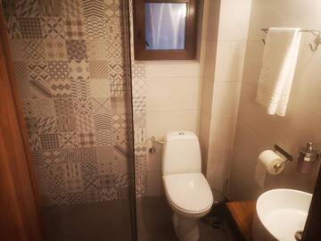 Фото номера King Room with Shared Balcony Гостевой дом Pensiunea Cheile Albacului г. Альбац 3