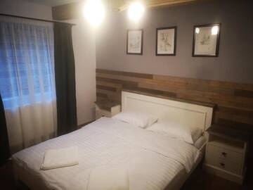 Фото номера King Room with Shared Balcony Гостевой дом Pensiunea Cheile Albacului г. Альбац 4
