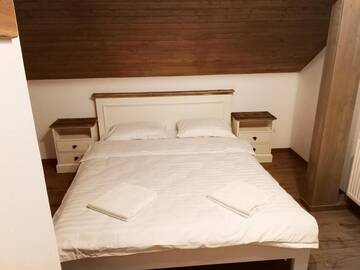Фото номера King Room with Shared Balcony Гостевой дом Pensiunea Cheile Albacului г. Альбац 2